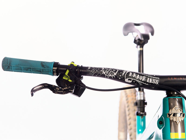 AMS Osłony Kierownicy Rowerowej