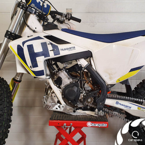 Aluminiowa osłona silnika i wydechu dla Husqvarna TE 125-150 MY2017-2019